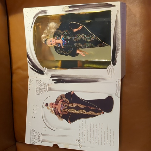 Barbie Classique Collection - 1995 "Midnight Gala Barbie" - Picture 3 of 5